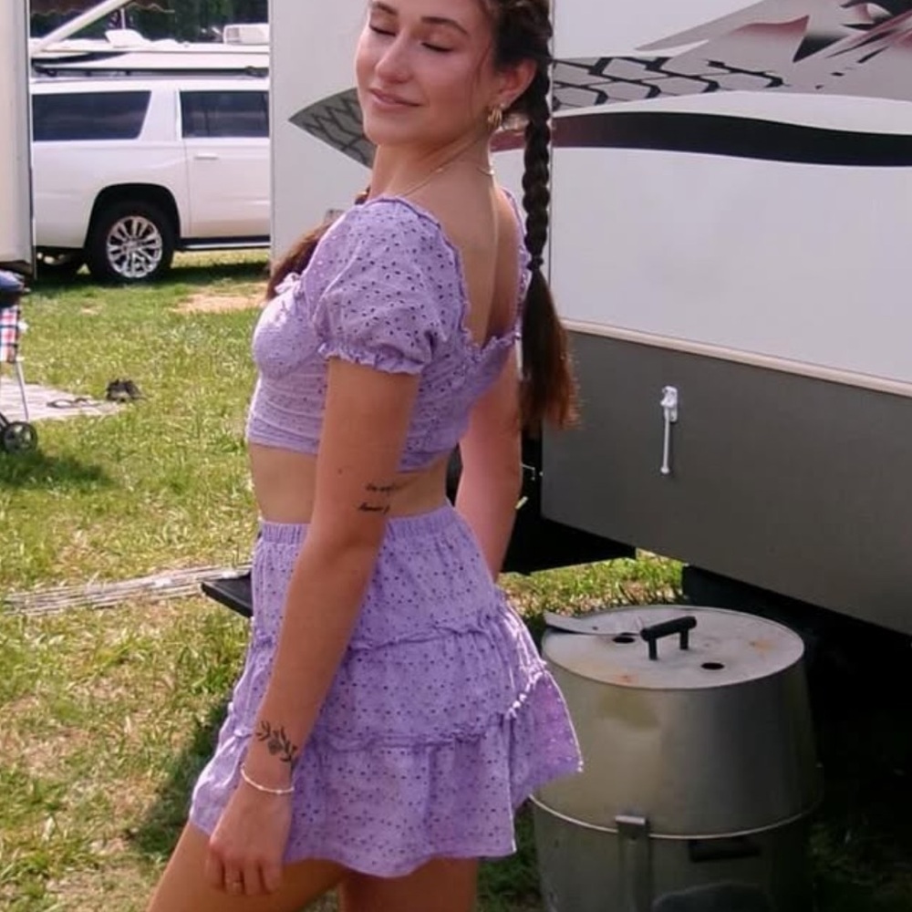 Purple Ruffled Women's Set - Picture 2 of 2